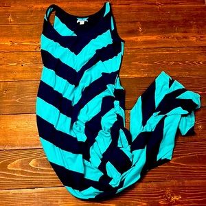 Old Navy Chevron Maternity Maxi Dress